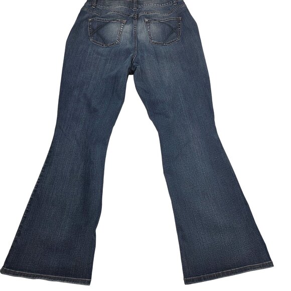 Lane Bryant Women's Denim Jeans Bootcut Low Rise Blue Size 16 Classic - Picture 8 of 12